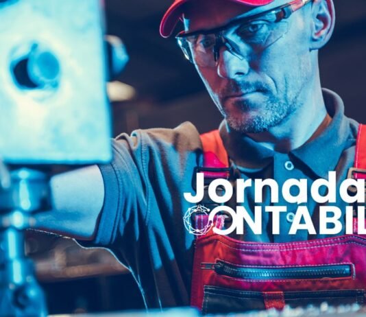 Auxiliar de Produção: O que faz e quanto ganha? Descubra o que faz um auxiliar de produção, quanto ganha e o que é necessário para se destacar nessa profissão.