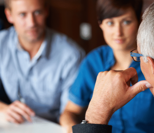 Reforma Tributária: O Alerta para 38% das Empresas Ainda Despreparadas Gráfico mostrando 38% das empresas sem ajustes para a Reforma Tributária.