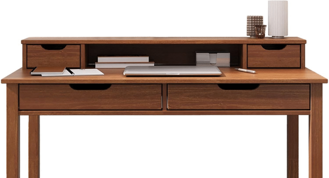 A melhor mesa de escritório IDIMEX em um home office moderno e organizado