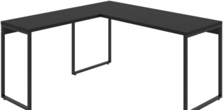 A melhor mesa de escritório em L da Kuadra com setup para home office