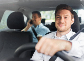 Motorista: o que faz, salário, requisitos e como é a rotina da profissão Motorista: o que faz e quanto ganha?