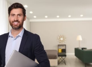 Auxiliar Administrativo: o que faz esse profissional tão requisitado nas empresas O que faz e quanto ganha um auxiliar administrativo